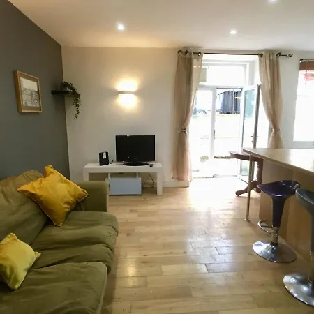 Apartment Westbourne