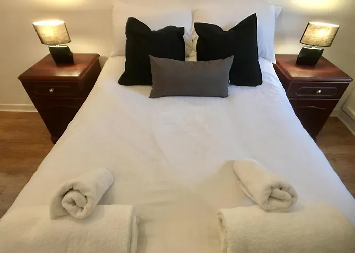 Westbourne Apartman *